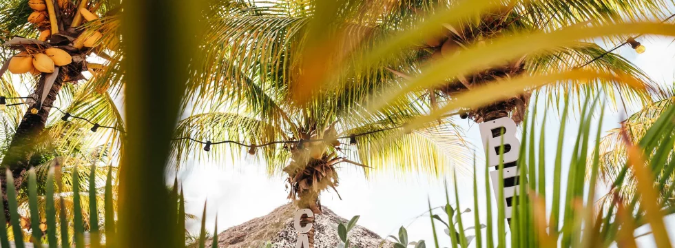 Cabana beach-beach beds