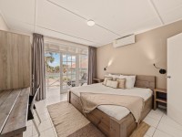 Slaapkamer 2bedroom bungalow.jpg