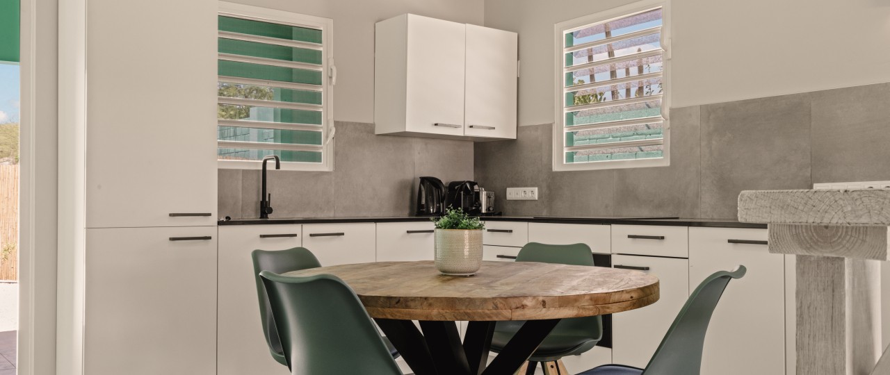 Keuken deluxe bungalow.jpg